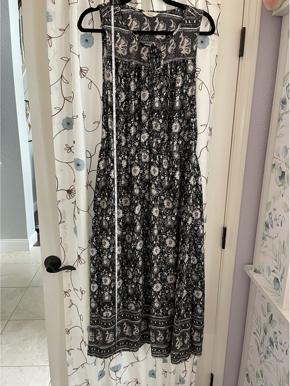 Lucky Brand | M | Black Paisley Border Print Tie Neck Maxi Dress